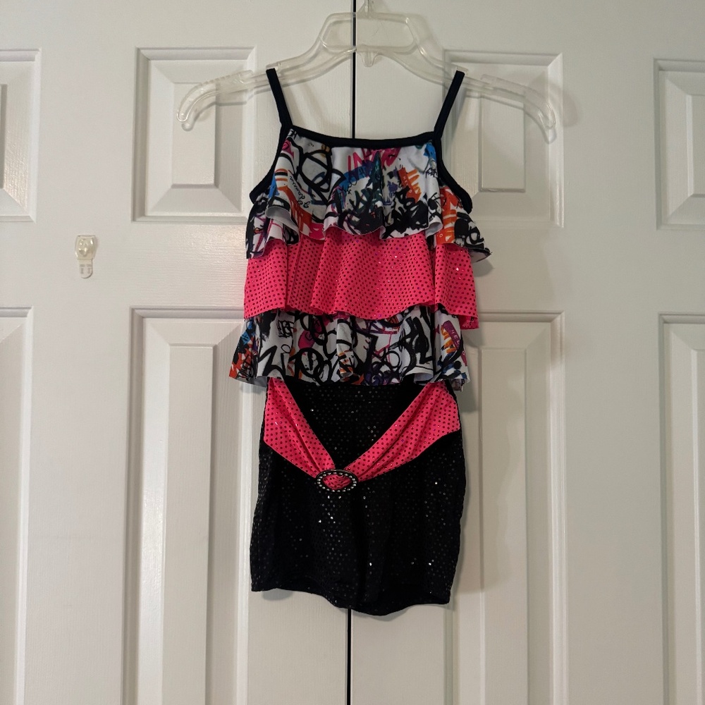 Girls Graffiti Print Dance Costume w/ Sequin Shorts & Ruffle Top